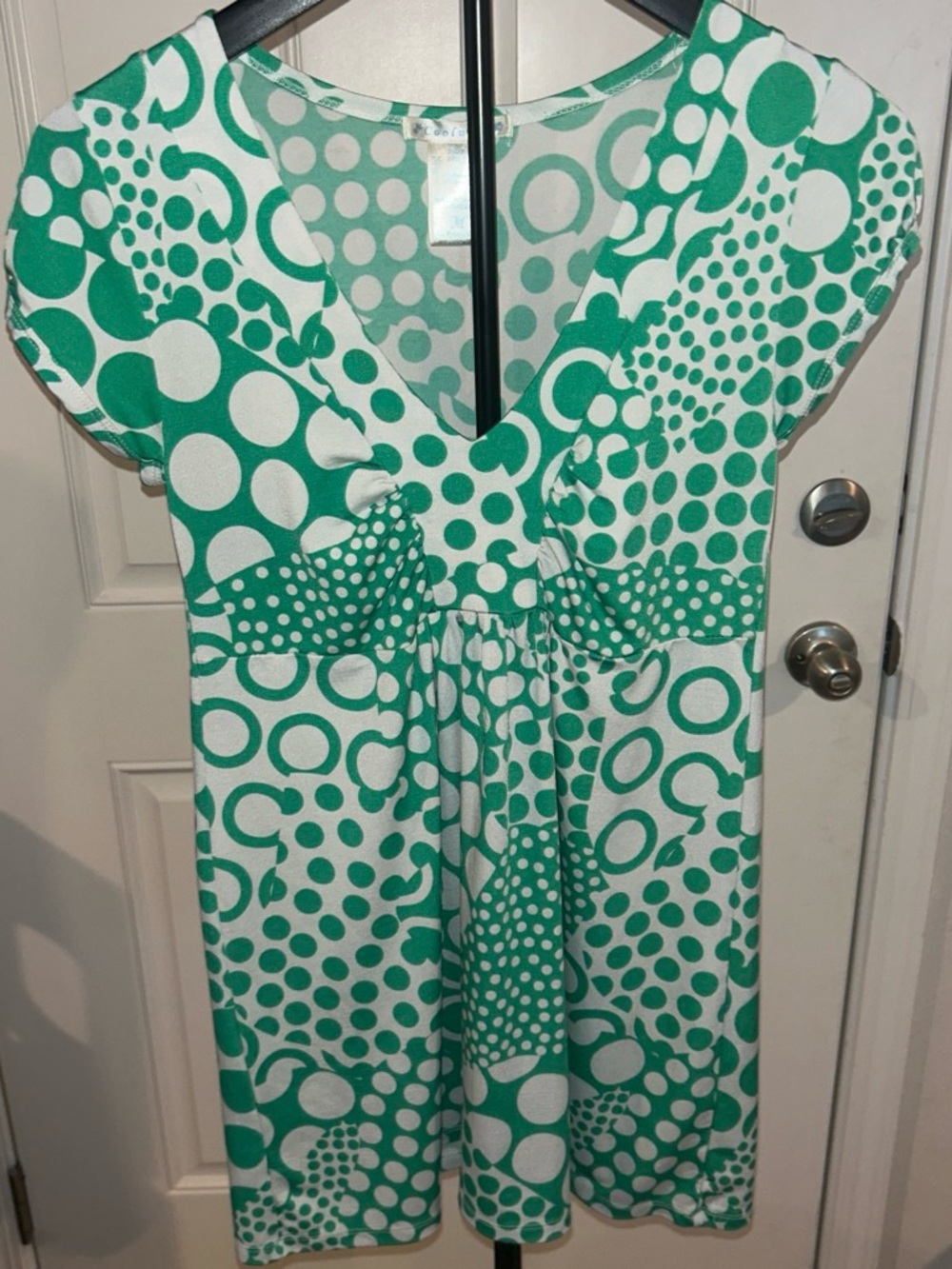 Coolwear Y2K Green & White Polka Dot V-Neck Top • Size Medium